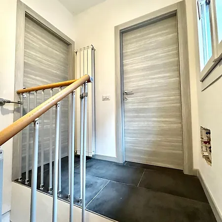 Cardahouse Bilo Mb